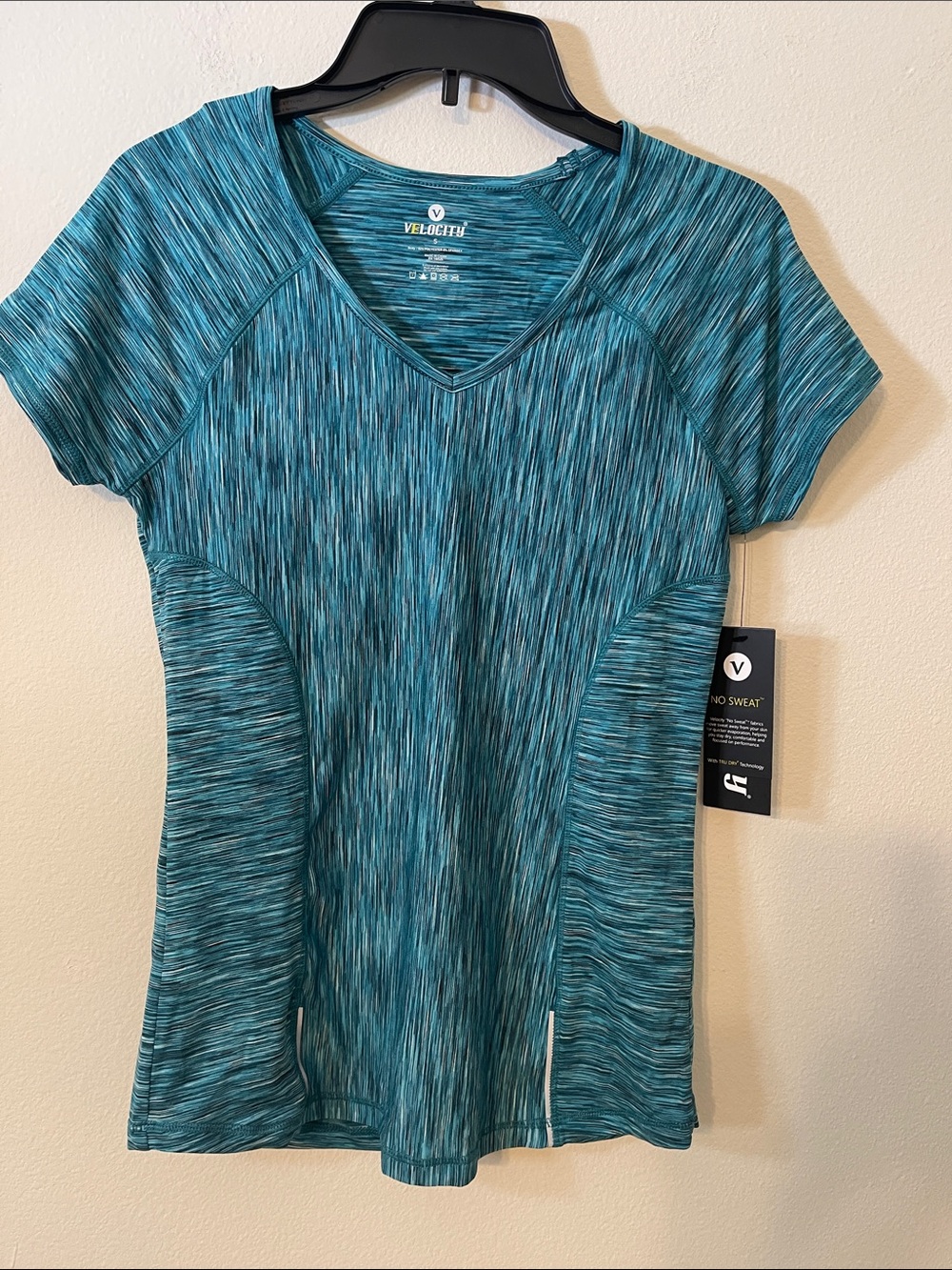 NWT Velocity Short Sleeve V-Neck T-Shirt